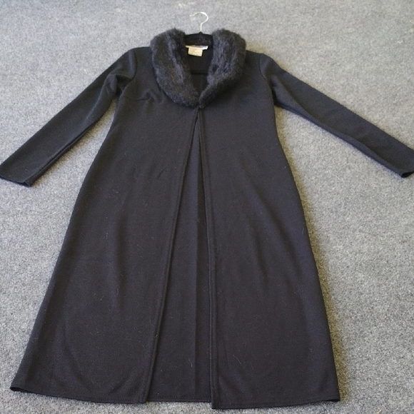 Indication Black Faux Fur Coatwith Matching Pant - Picture 8 of 17